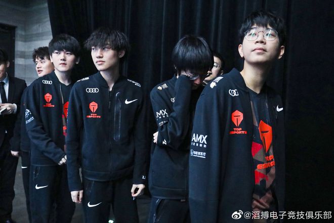 胁的直塞和 胁的直塞和